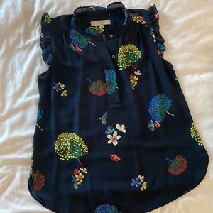 Navy-floral top LOFT (M)